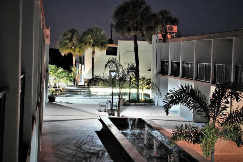 Hawthorn Suites By Wyndham Kissimmee Gateway ภายนอก รูปภาพ